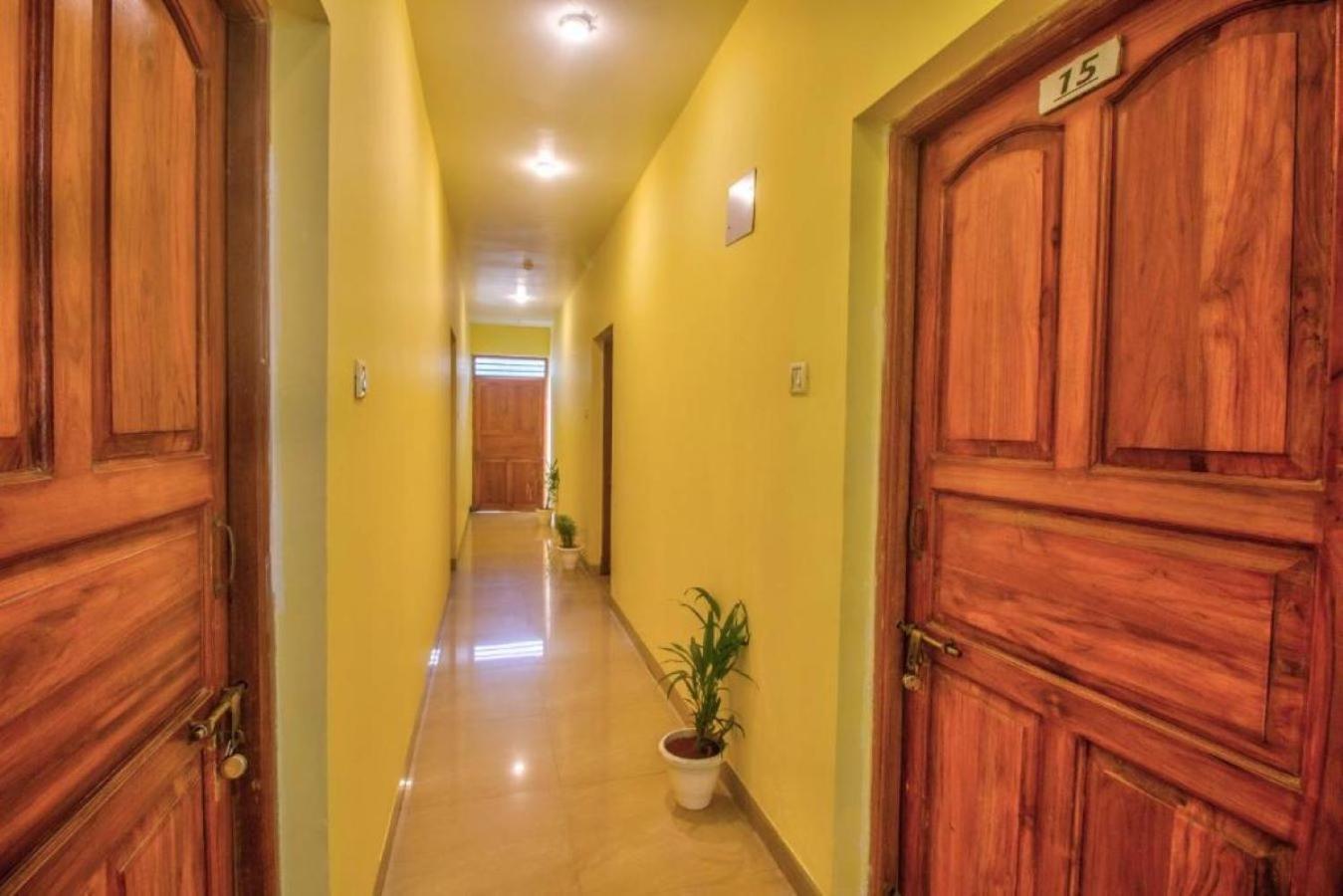 Roseal Beach Front Baga Exterior photo